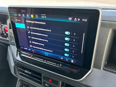 VW Crafter 30 2.0 TDI (2026) - Photo 13