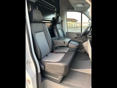 VW Crafter 30 2.0 TDI (2026) - Photo 6