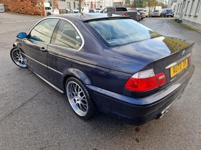 BMW 330 CI Coupé 3.0 230 CV BVA (2005) - Photo 4