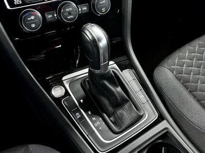 VW Golf Golf VII 2.0 TDI Confortline Connect *Caméra*ACC* (2019) - Foto 14