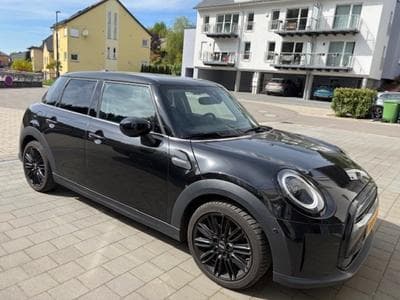 Mini Cooper (2022) - Photo 1