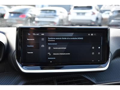 Peugeot 2008 1.2 PureTech Allure ACC GPS LANE SIDE CAM 360 1° MAIN (2024) - Photo 13