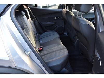 Peugeot 2008 1.2 PureTech Allure ACC GPS LANE SIDE CAM 360 1° MAIN (2024) - Photo 8