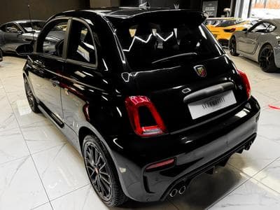 Abarth 695 1.4 Turbo T-Jet 180ch Competizione (2022) - Photo 12