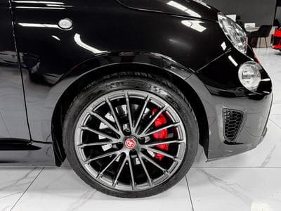Abarth 695 1.4 Turbo T-Jet 180ch Competizione (2022) - Photo 14