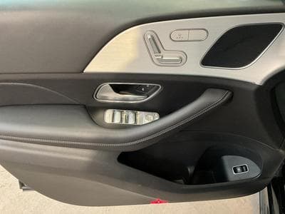 Mercedes GLE 300 AMG-Line+Aut+Navi+LED+Luftfederung (2022) - Foto 14