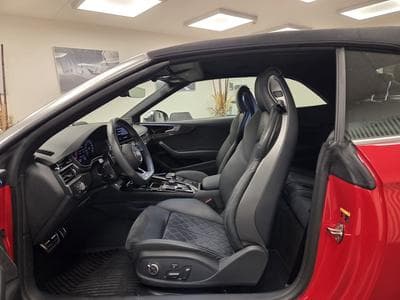 Audi S5 Cabriolet TFSI 354 CV / 260 KW tiptronic (2023) - Foto 4