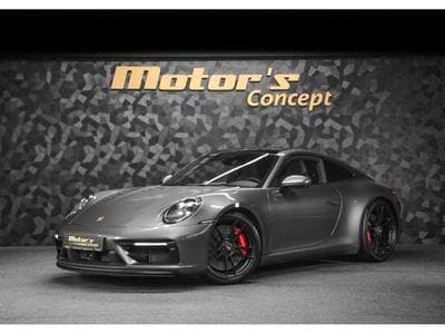 Porsche 911 Carrera 4 GTS Coupé PDK (2024) - Photo 1