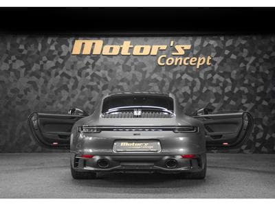 Porsche 911 Carrera 4 GTS Coupé PDK (2024) - Photo 5