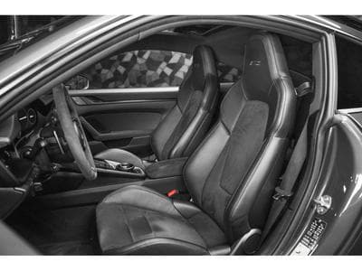 Porsche 911 Carrera 4 GTS Coupé PDK (2024) - Photo 9