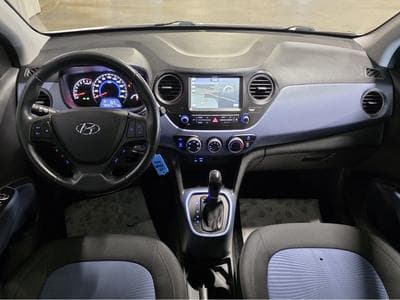 Hyundai i10 1.0 AUTO CLIM NAVI (2019) - Foto 6