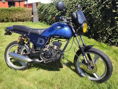 Derbi Fenix Street/ café Racer Unique (1998) - Photo 1