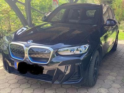 BMW iX3 M (2022) - Photo 1