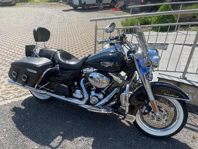 Harley-Davidson Road King Classic (2011) - Photo 1