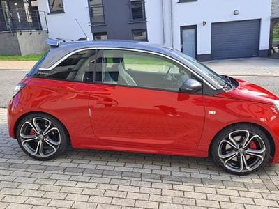Opel Adam S (2017) - Photo 1