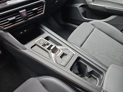 Cupra Formentor 1.5 eTSi DSG 150 (2025) - Photo 12