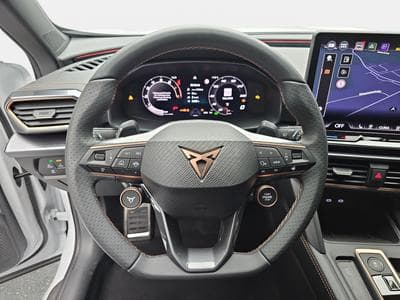 Cupra Formentor 1.5 eTSi DSG 150 (2025) - Photo 13