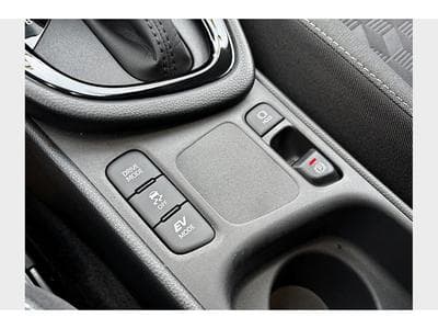 Toyota Yaris 1.5 VVT-i  116 Hybride Teamplayer (2025) - Photo 9