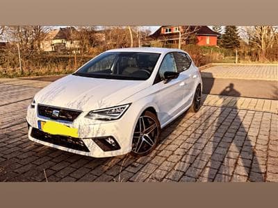 Seat Ibiza FR (2019) - Photo 1