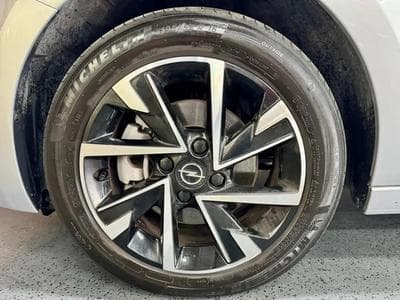 Opel Corsa (2024) - Foto 3