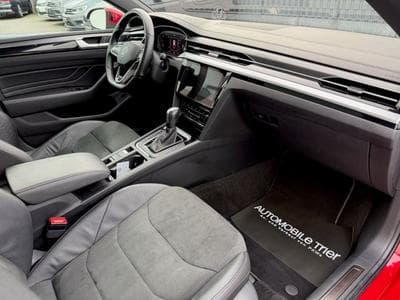VW Arteon Arteon Shooting Brake 2.0 TDI  R-Line 4Motion (2021) - Photo 13
