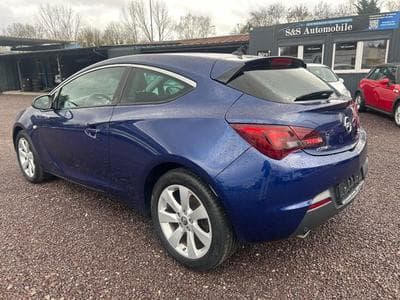 Opel Astra Astra J GTC Sport *Navi*SHZ*PDC*Euro6* (2015) - Photo 6