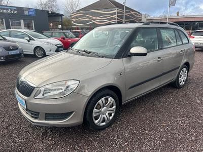 Skoda Fabia Fabia Combi 1.4l *Klima*TÜV 05/2027*Euro5* (2010) - Photo 1