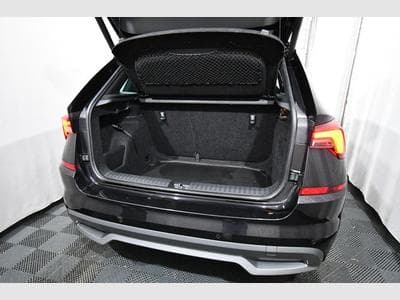 Skoda Kamiq Kamiq Style, Vorb. AHK, Navi, PDC v&amp;h, ACC (2021) - Foto 4