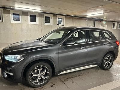 BMW X1 X line SDrive 18i (2019) - Foto 1
