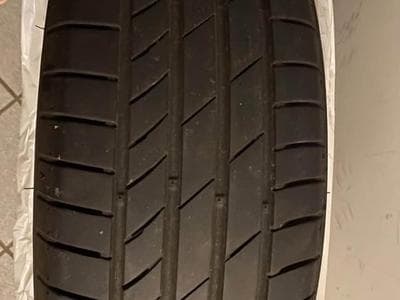 Tires – 16 - Photo 1