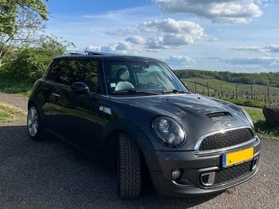 Mini Cooper Cooper S (2010) - Foto 1