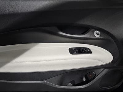 Fiat 500 CABRIO PRIMA LED CUIR NAVI 280km Autonomie (2023) - Foto 12