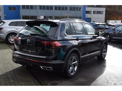 VW Tiguan 2.0 TDI 4Motion R-Line DSG TRAVEL SIDE ATT RMQ 1° MAIN (2021) - Foto 3