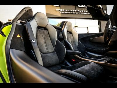 McLaren 600LT 3.8 V8 600 – PPF - LIME GREEN ELITE PAINT (2020) - Photo 12