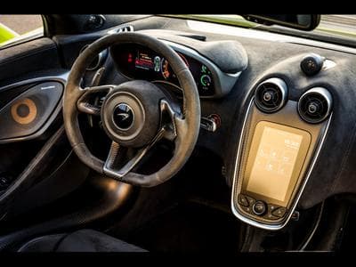 McLaren 600LT 3.8 V8 600 – PPF - LIME GREEN ELITE PAINT (2020) - Photo 13