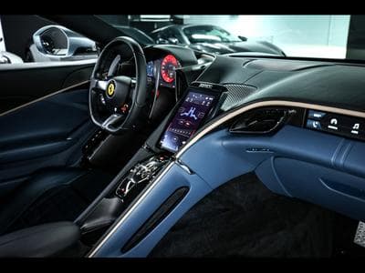 Ferrari Roma COUPE 3.9 V8 620 – CARBON EXTERIOR PACK - GRIGIO ALLOY 750 (2021) - Photo 15