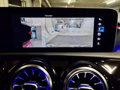 Mercedes A 35 AMG 4MATIC TURBO PACK AERO PERFORMANCE SITZE PANO CUIR NAVI (2019) - Foto 10