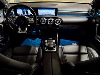Mercedes A 35 AMG 4MATIC TURBO PACK AERO PERFORMANCE SITZE PANO CUIR NAVI (2019) - Foto 7