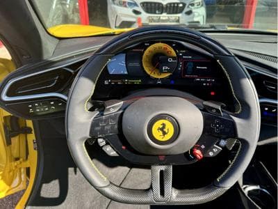 Ferrari 296 GTS Full Full options sièges Confort CARBON LIFT JBL HEAD UP (2025) - Foto 12