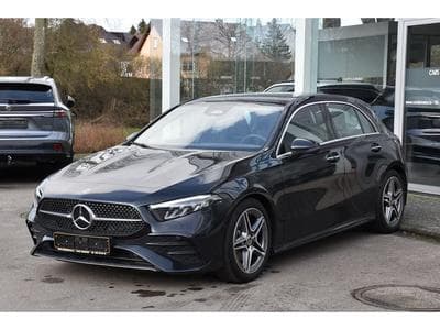 Mercedes A 200 AMG Line 7G-Tronic (2025) - Foto 4