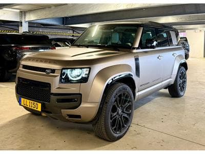 Land-Rover Defender V8 4.4 P635 110 OCTA Petra Copper SHZ LEDER KAMERA*PANO*MERI (2025) - Foto 1