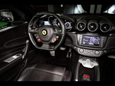 Ferrari FF 6.2 V12 4RM (661 CH) – NOVITEC (2013) - Foto 14