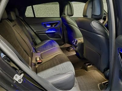 Mercedes GLC 200 4MATIC COUPE AMG LINE PANO CUIR NAVI 1 HAND (2026) - Foto 6