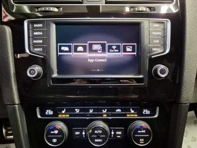 VW Golf GTI 2.0 TSI GTI DSG CLUBSPORT DYNAUDIO NAVI (2016) - Foto 9