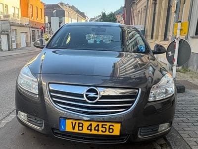 Opel Insignia Sport (2010) - Photo 1