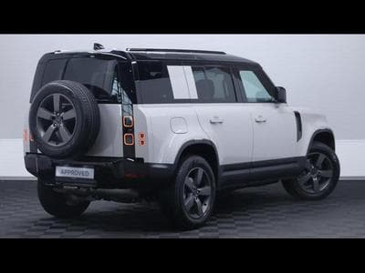 Land-Rover Defender 110 D200 S AWD Auto MY26 (2026) - Photo 4