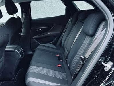 Peugeot 3008 3008 1.5 BlueHDi Active Pack (2021) - Photo 13