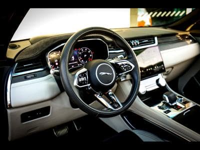 Jaguar F-Pace 5.0 SUPERCHARGED P550 SVR AWD – ORANGE ATACAMA SVO PREMIUM P (2021) - Photo 9