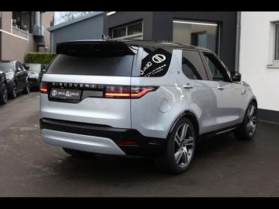 Land-Rover Discovery 3.0 D300 MHEV METROPOLITAN EDITION AWD - 7 PLACES (2024) - Photo 6