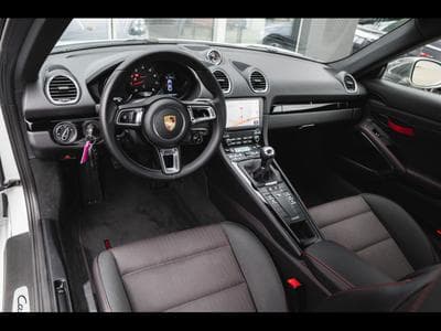 Porsche Cayman 718 T 2.0 MANUAL – CARRARA WHITE METALLIC (2020) - Photo 7